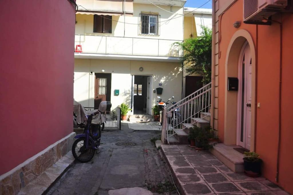 Evdoxia - Piccola Casa Corfu Town Apartment Bagian luar foto